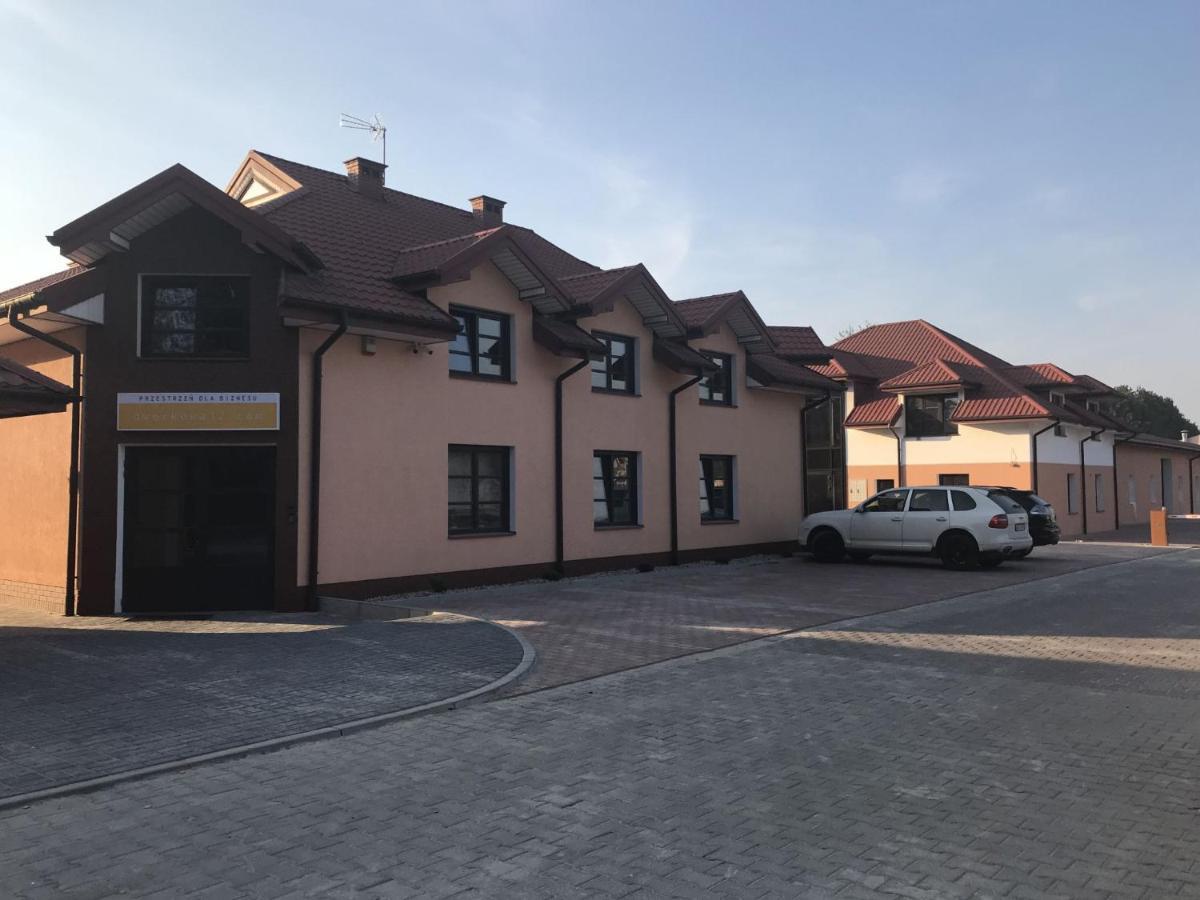Dom Dworkowa Kobylka Exterior foto